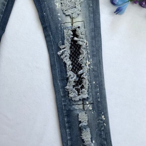 Dereon NWOT Distressed Metal Studs Skinny Jeans Juniors/Women Various - Picture 5 of 12